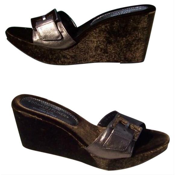 Donald Pliner Pewter Metallic Leather Wedge Platform Shoe Velvet $250 NIB